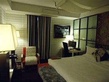 Zhengzhou Yujia Hotel Cultural Road エクステリア 写真